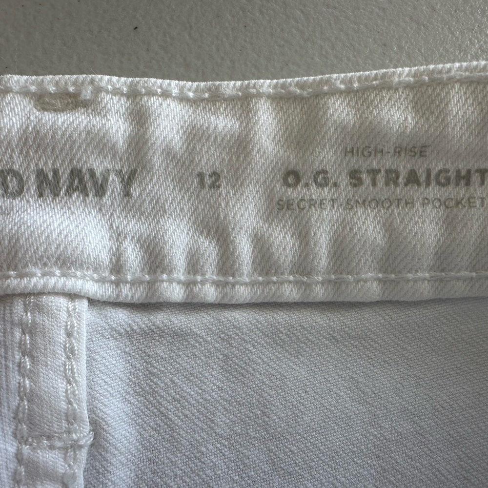 Women's White Denim Shorts - Picture 4 of 4
